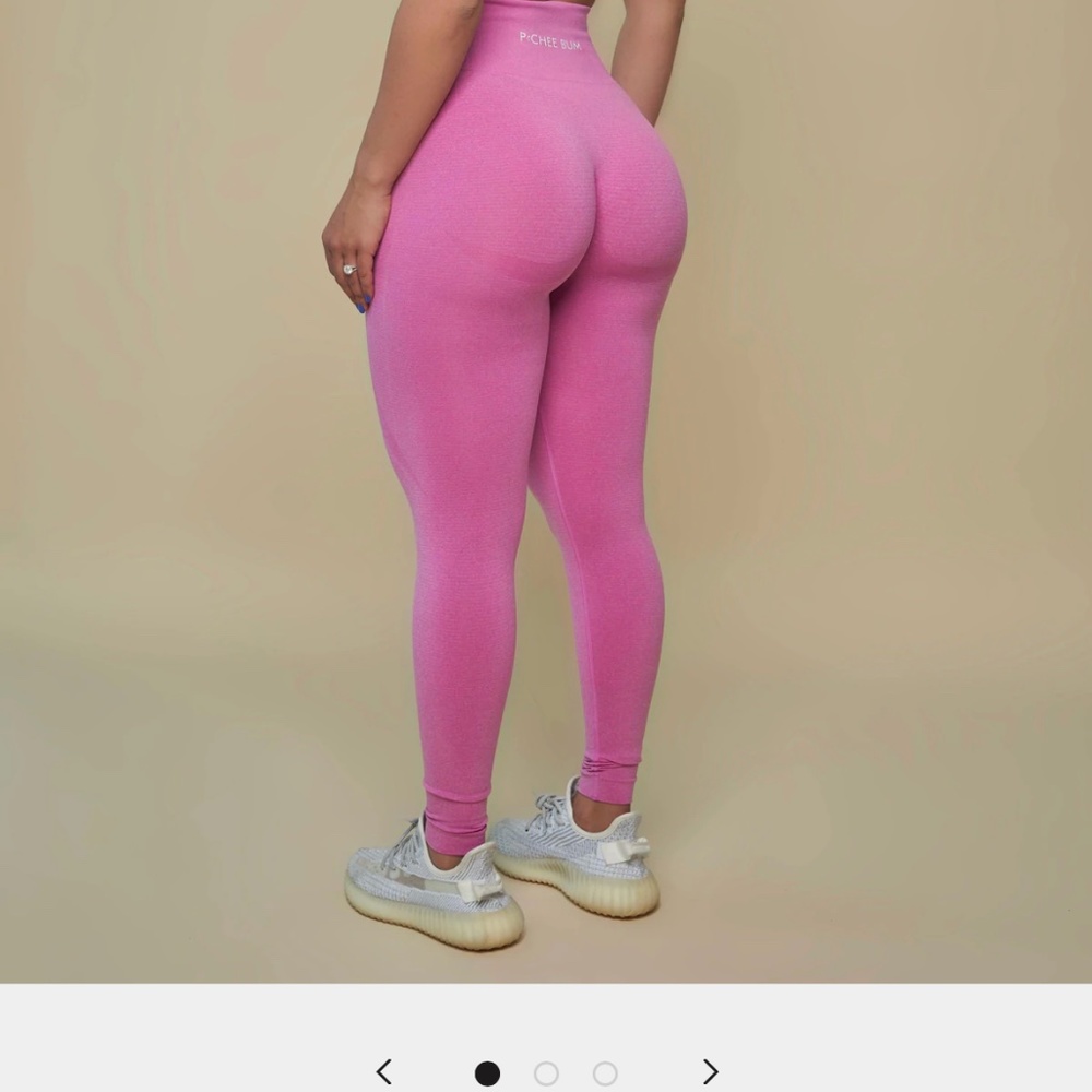Pink leggins